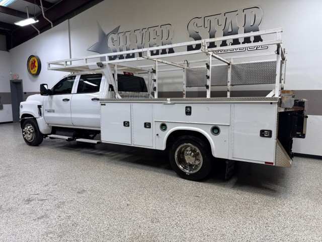 2020 Chevrolet Silverado MD 5500 Duramax RWD Utility/ Service Bed in , 