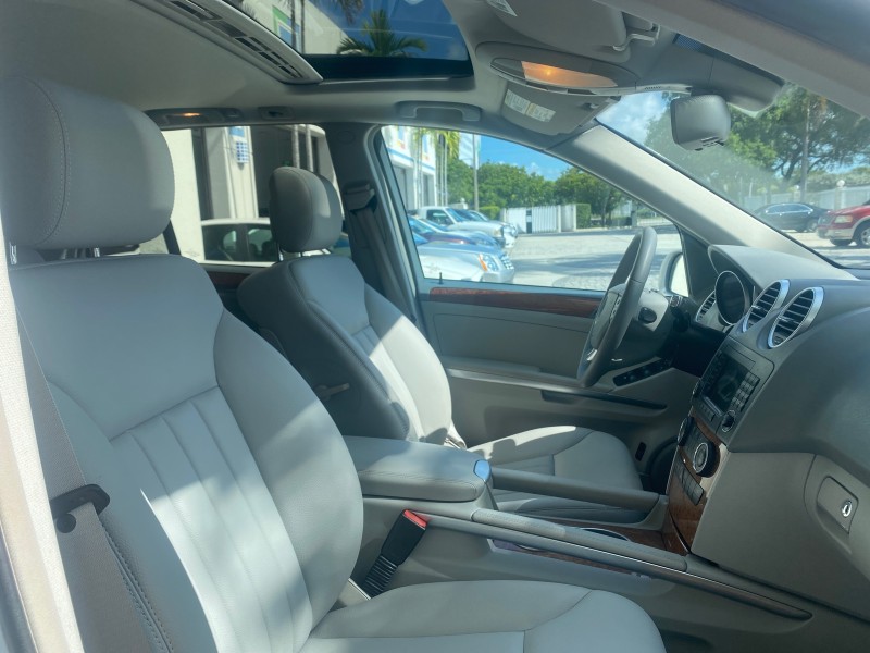 2008 Mercedes-Benz M-Class 3.5L 1 OWNER LOW MILES 48,493 in , 