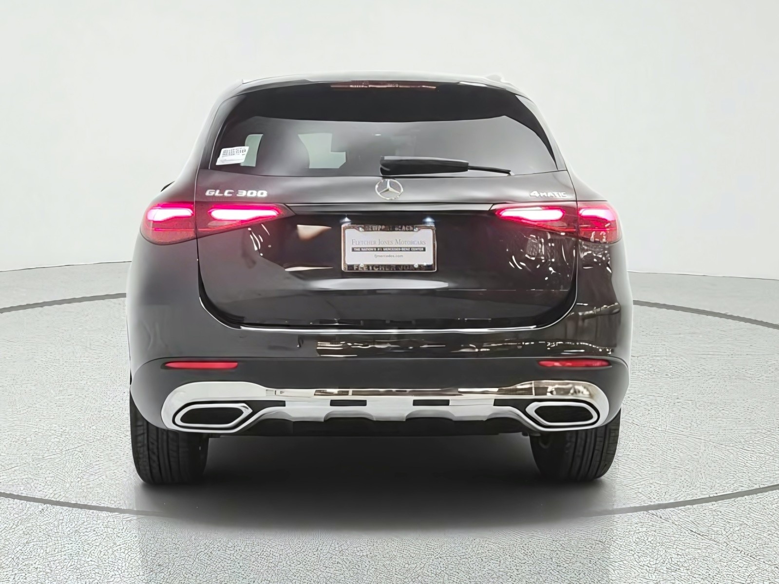 New 2027 Graphite Grey Metallic Mercedes-Benz GLC 300 4MATIC® SUV image 6