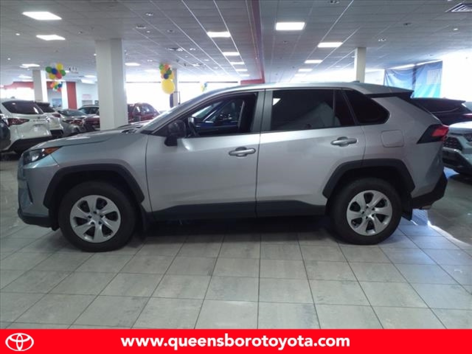 Used 2022 Toyota RAV4 LE with VIN 2T3F1RFV1NW273577 for sale in Woodside, NY