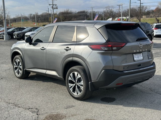 2023 Nissan Rogue SV 4