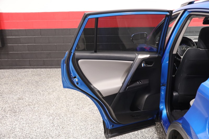 2018 Toyota RAV4 XLE FED 4dr Suv in , 