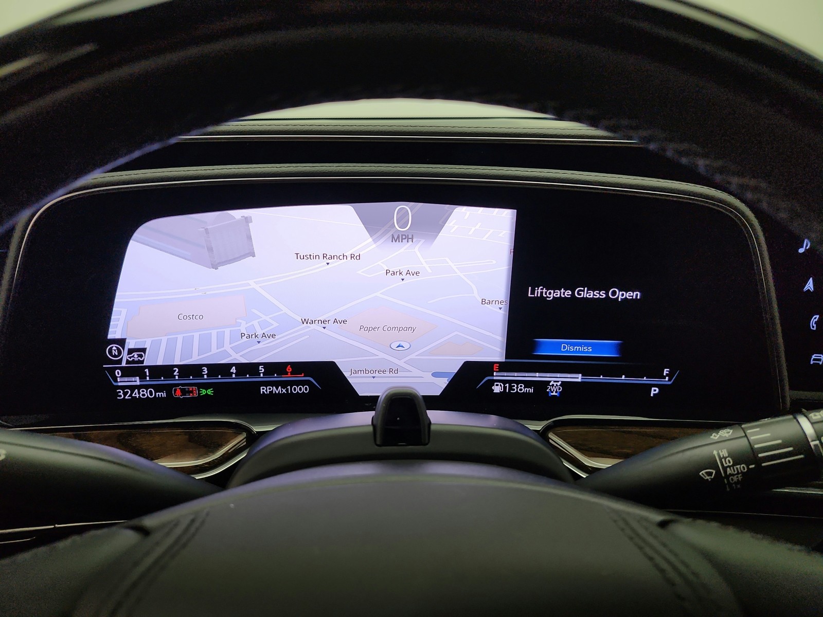 Used 2022 Crystal White Tricoat Cadillac 4WD 4dr Sport Platinum image 9