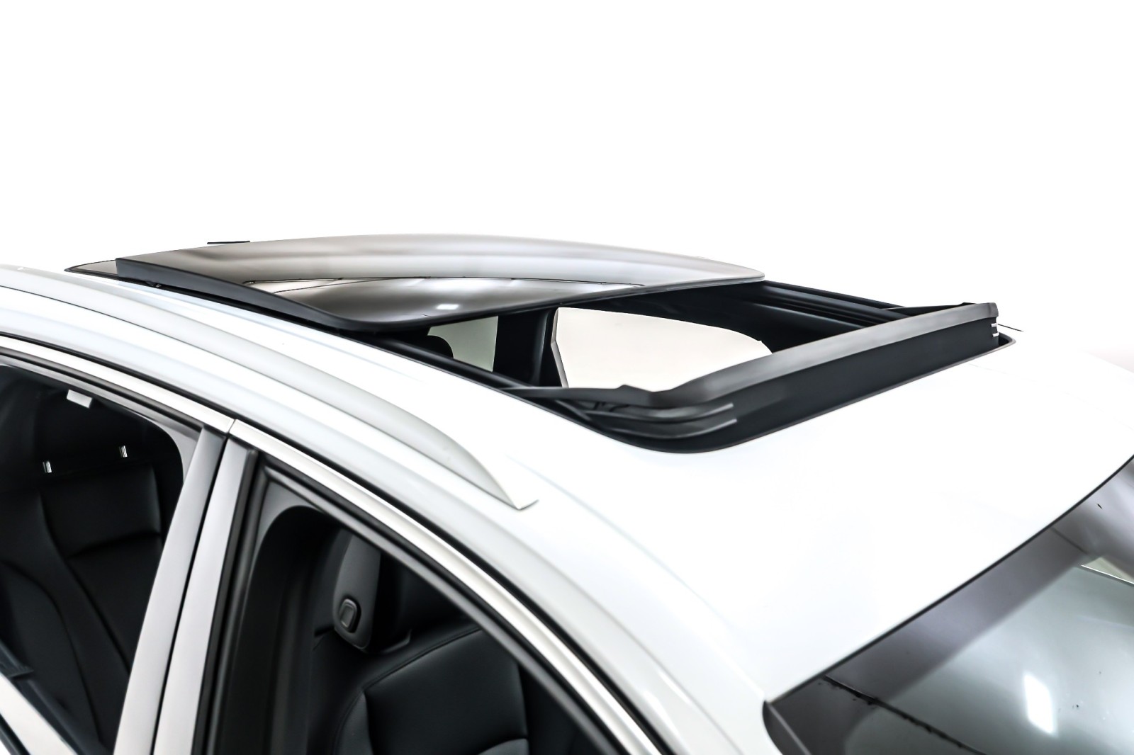 Used 2023 Glacier White Metallic Audi Prestige 55 TFSI quattro image 23