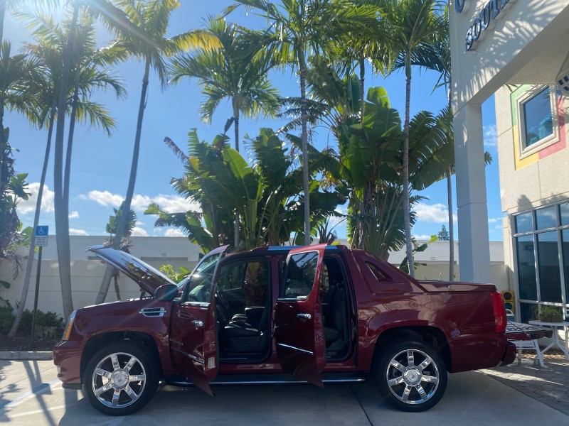 2007 Cadillac Escalade EXT LOW MILES 13,852 1 OWNER 4WD in , 
