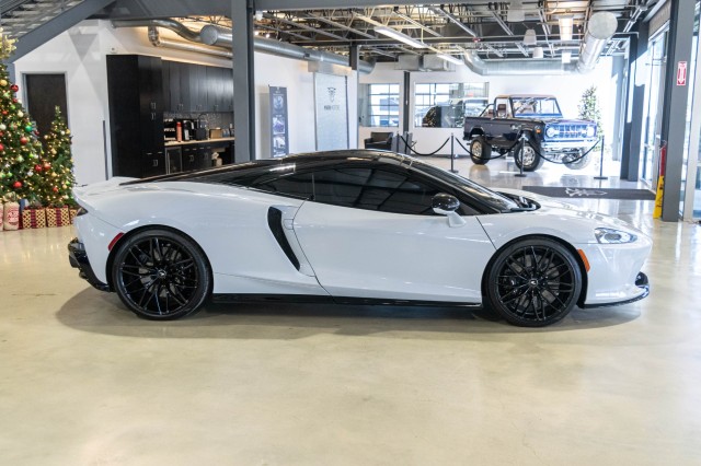 Used Car 2022 Mclaren Gt  For Sale Under $160,000 In Boerne, Texas