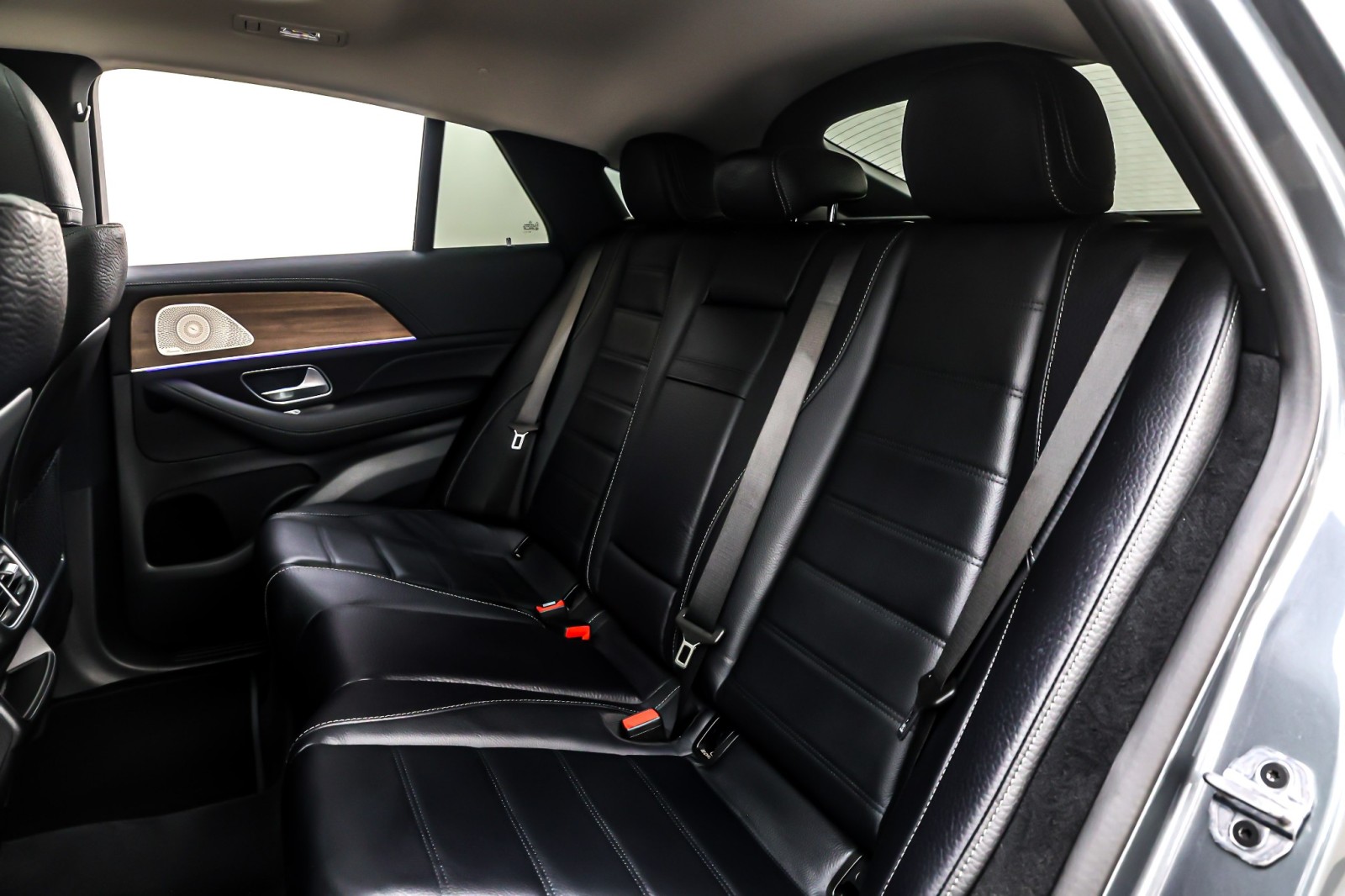 New 2026 Selenite Grey Metallic Mercedes-Benz GLE 450 4MATIC® Coupe image 8