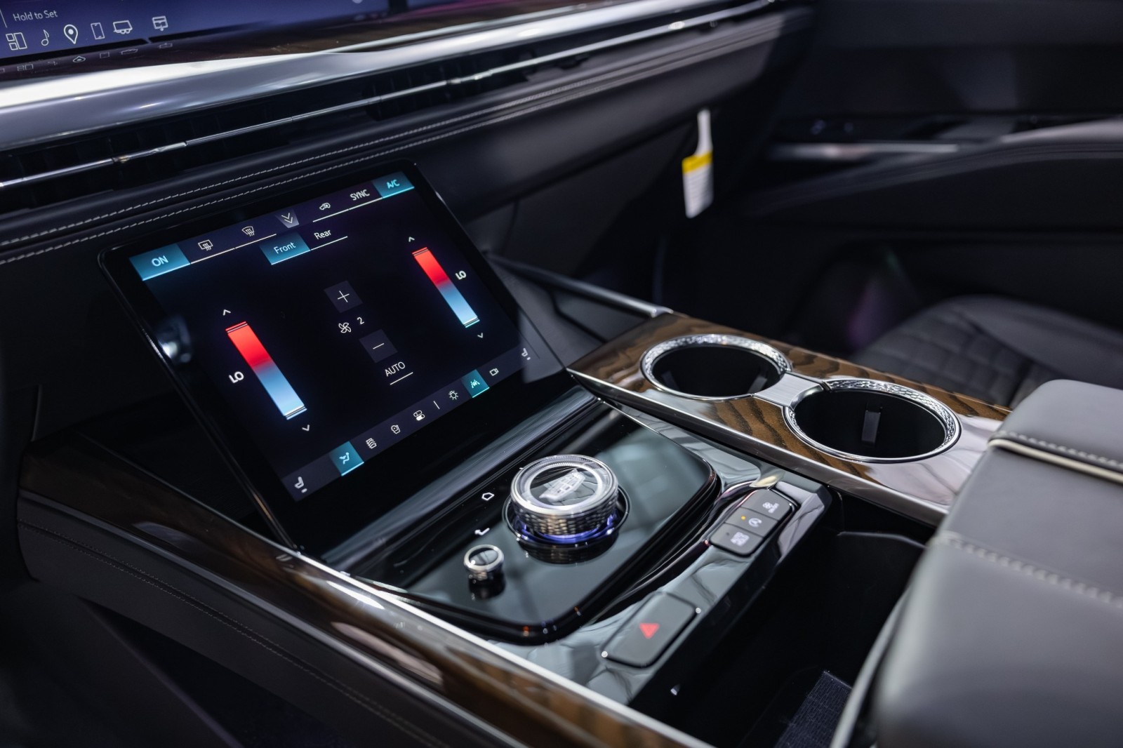 Used Car 2025 Cadillac Escalade  4wd Sport Platinum - Onyx Package For Sale Under $130,000 In Boerne, Texas