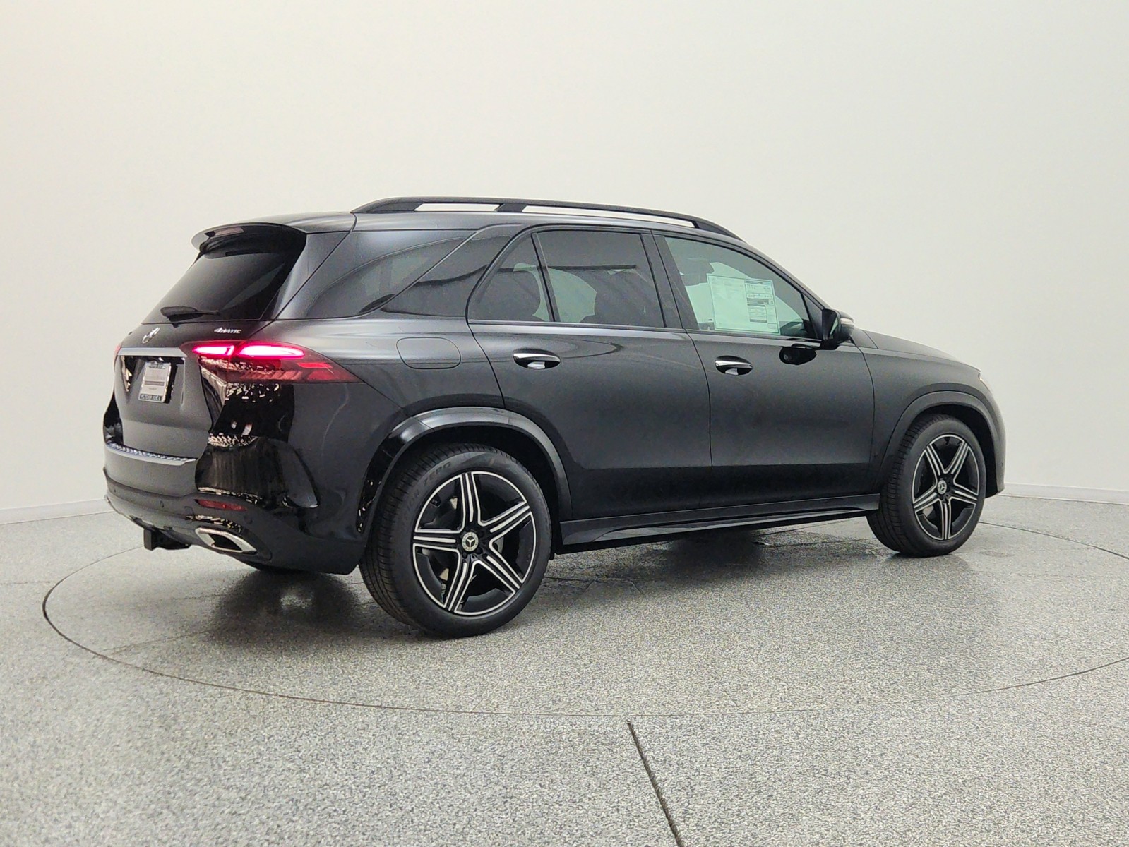 New 2026 Black Mercedes-Benz GLE 450 4MATIC® SUV image 5