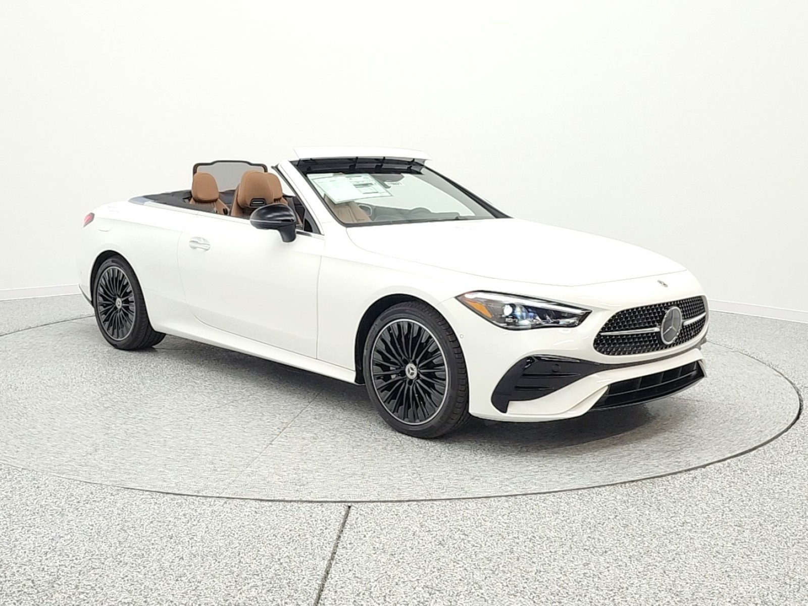 New 2026 Polar White Mercedes-Benz CLE 300 image 3