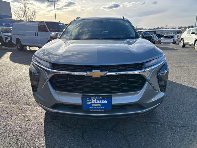 2025 Chevrolet Trax LT 3