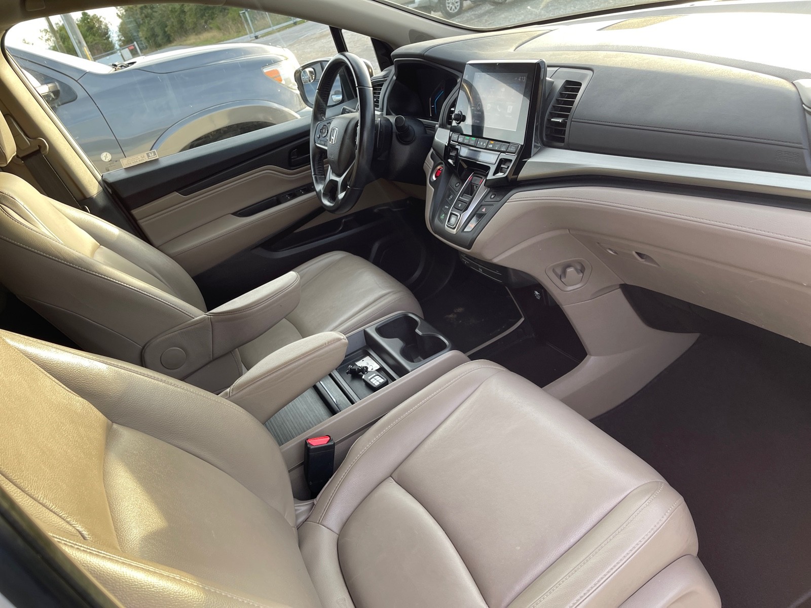 Used 2019 Honda Odyssey Sedan