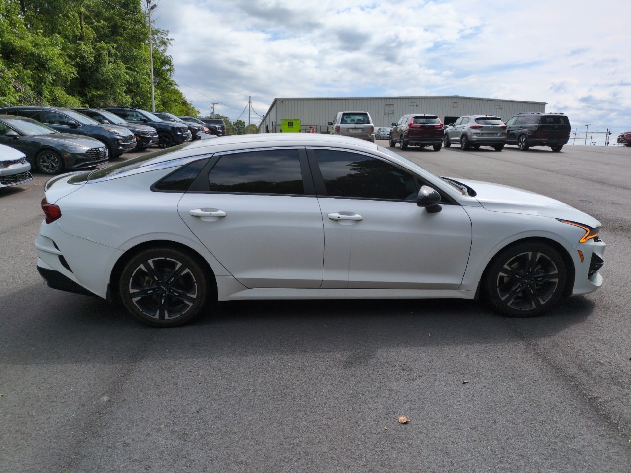 View vehicle photo 5