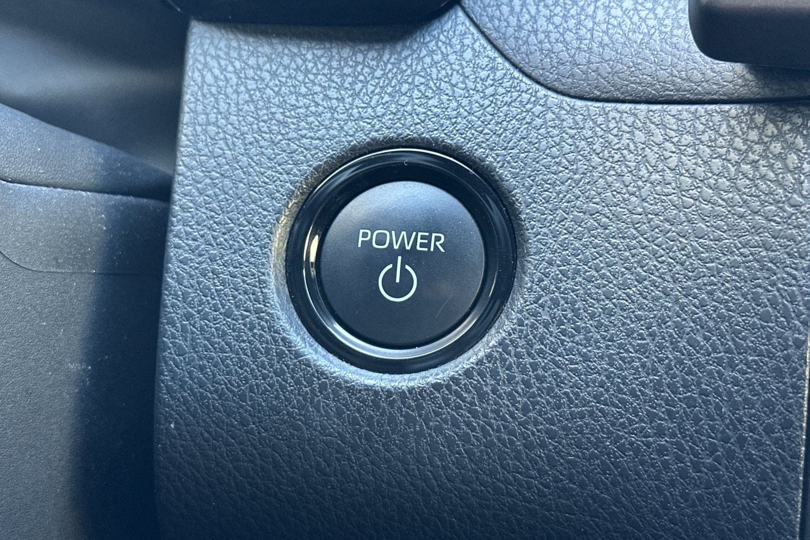 Used 2025 GRAY Toyota LE image 20