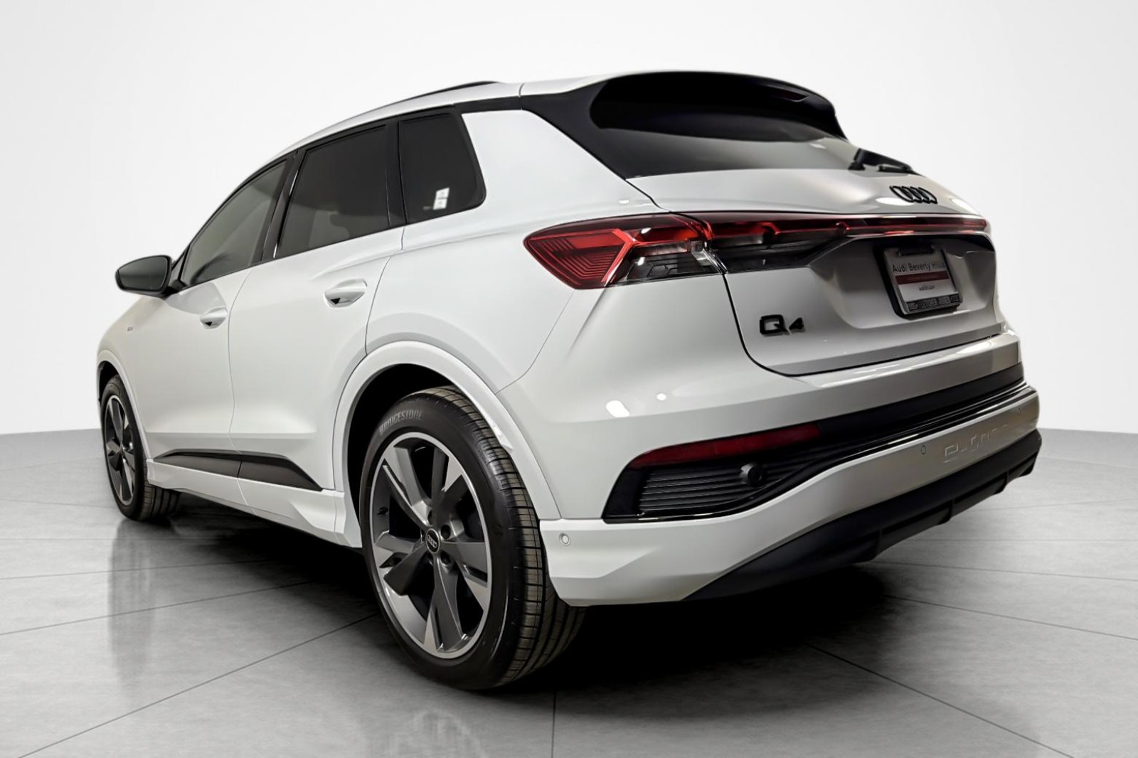 Used 2024 Glacier White Metallic Audi Prestige 55 quattro image 3