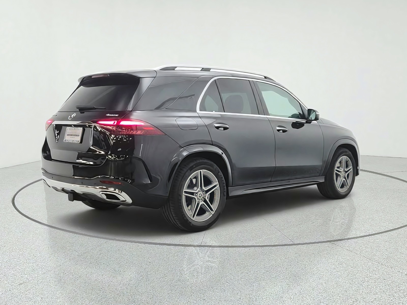 New 2026 Black Mercedes-Benz GLE 450 4MATIC® SUV image 5