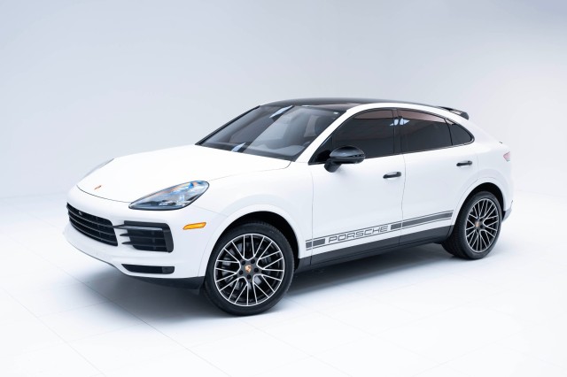 2021  Cayenne Coupe in , 