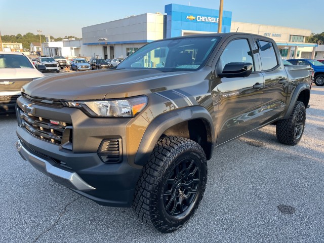 new 2024 Chevrolet Colorado car, priced at $44,515