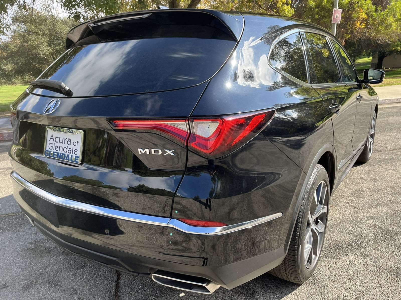 used 2022 Acura MDX car, priced at $38,488