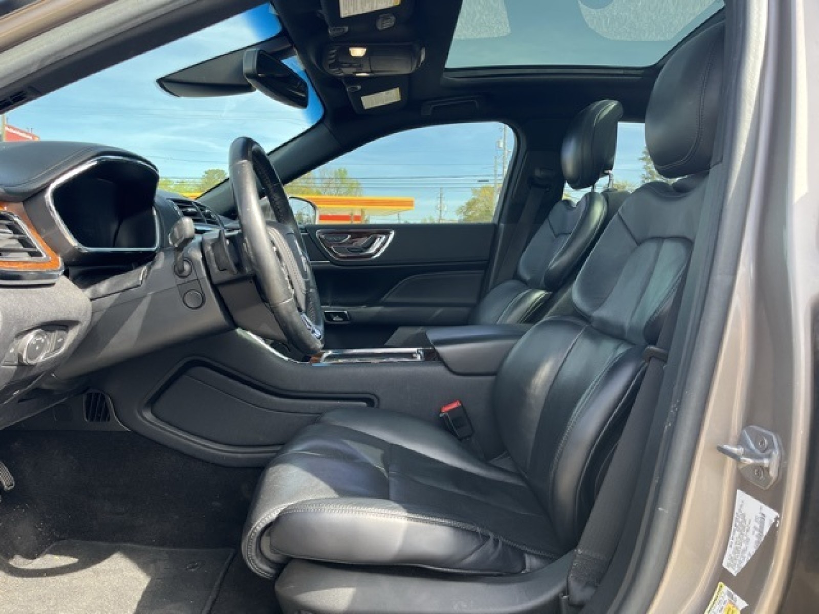 used 2018 Lincoln Continental car, priced at $18,093