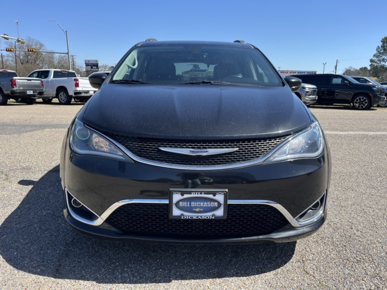 used 2020 Chrysler Pacifica car, priced at $21,043