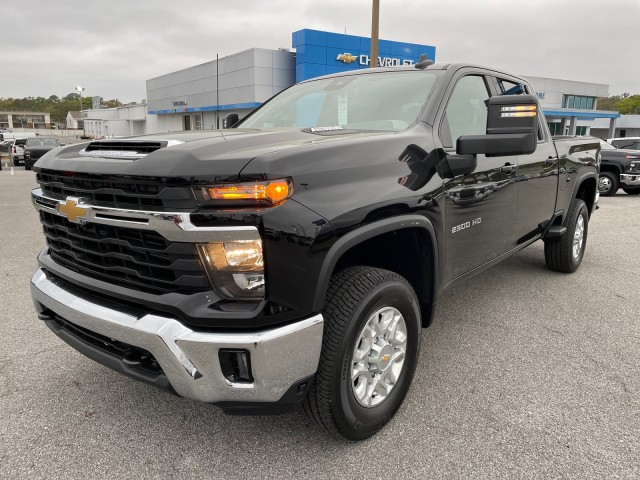 new 2024 Chevrolet Silverado 2500HD car, priced at $68,230