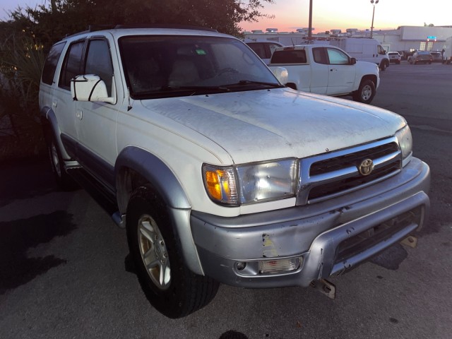 used 2000 Toyota 4Runner car