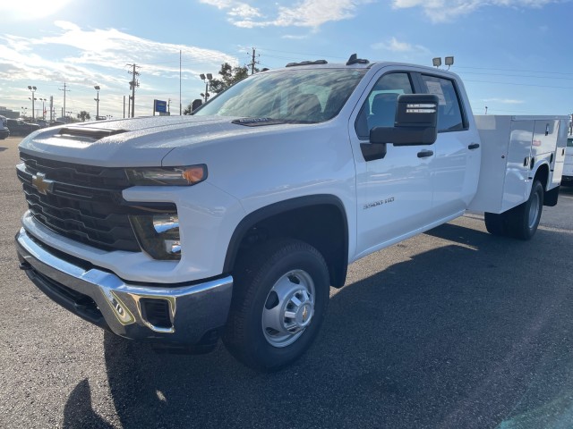 new 2024 Chevrolet Silverado 3500HD CC car, priced at $54,503