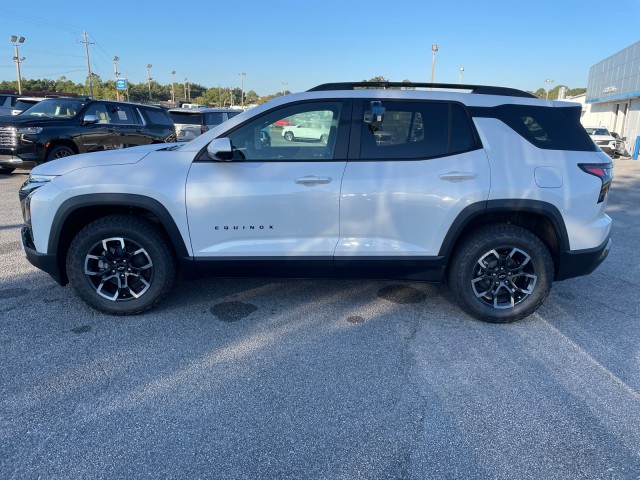 new 2025 Chevrolet Equinox car, priced at $40,870