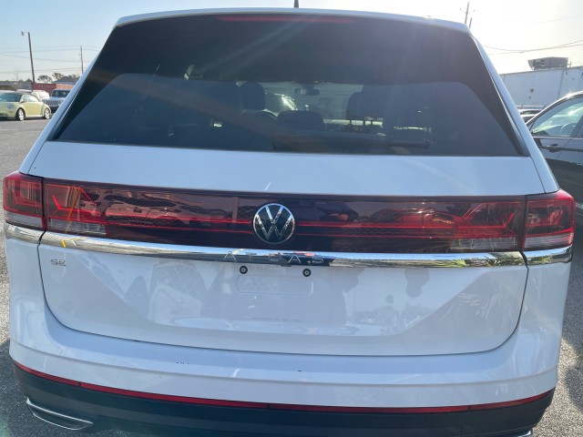 used 2024 Volkswagen Atlas car, priced at $34,995