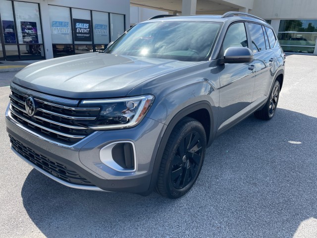 new 2024 Volkswagen Atlas car, priced at $42,999