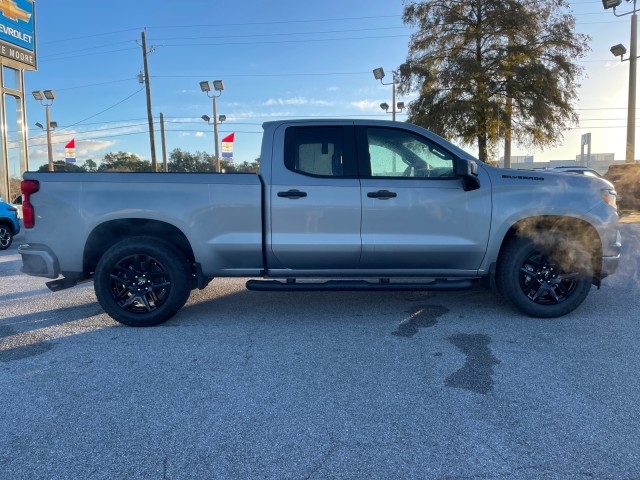 new 2025 Chevrolet Silverado 1500 car, priced at $46,230