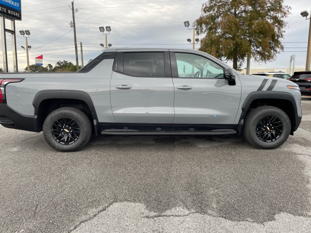 new 2025 Chevrolet Silverado EV car, priced at $77,675