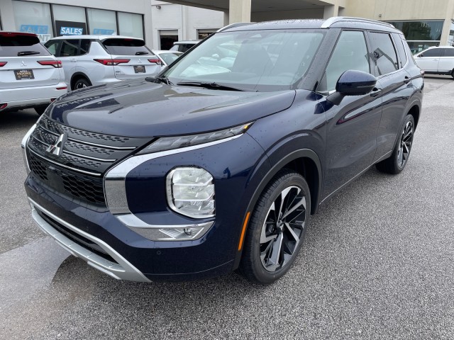 new 2024 Mitsubishi Outlander car, priced at $37,600