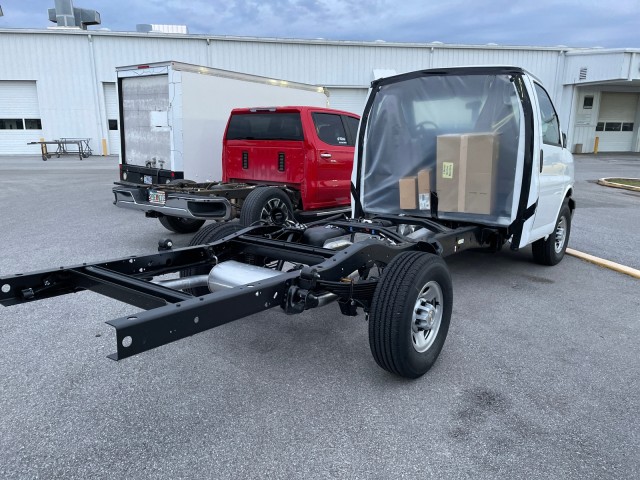 new 2025 Chevrolet Express Commercial Cutaway car, priced at $43,028