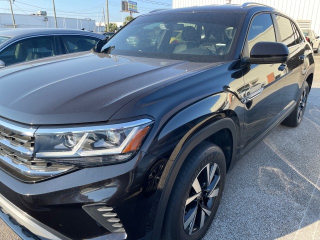 used 2023 Volkswagen Atlas Cross Sport car