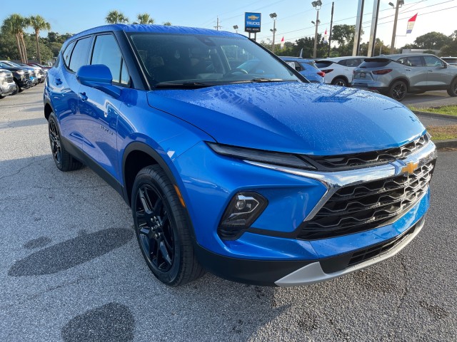 new 2025 Chevrolet Blazer car, priced at $38,585