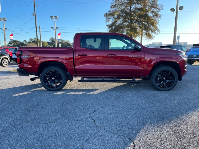 new 2024 Chevrolet Colorado car, priced at $50,545