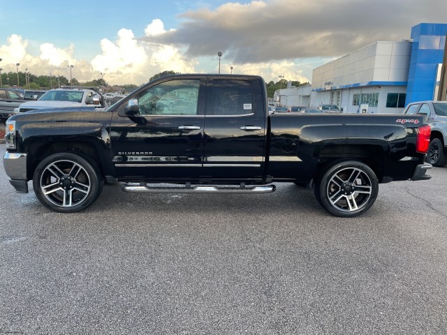 used 2017 Chevrolet Silverado 1500 car, priced at $34,975