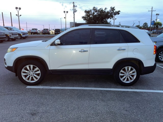 used 2011 Kia Sorento car, priced at $7,995