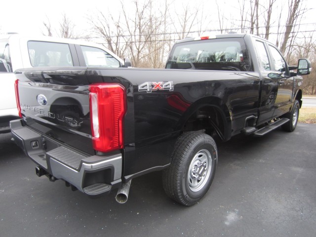 new 2025 Ford F-250 car, priced at $52,929