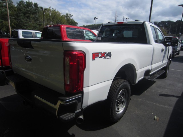 new 2024 Ford F-250 car, priced at $53,995