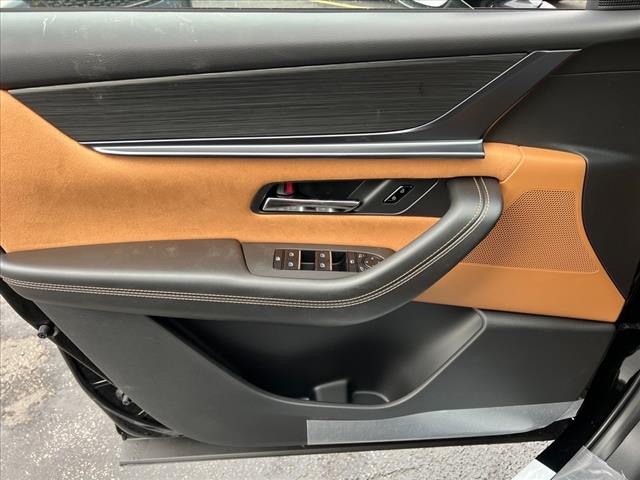 new 2025 Mazda CX-70 car