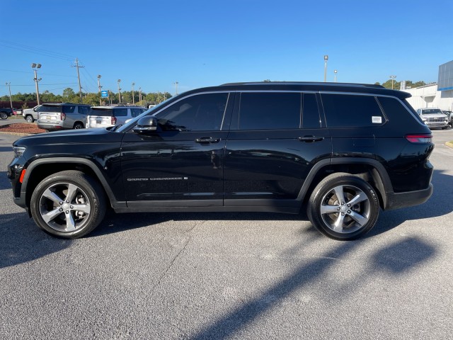 used 2022 Jeep Grand Cherokee L car, priced at $35,995