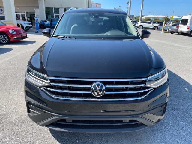 new 2024 Volkswagen Tiguan car, priced at $32,299