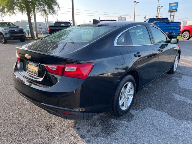 used 2022 Chevrolet Malibu car, priced at $19,995