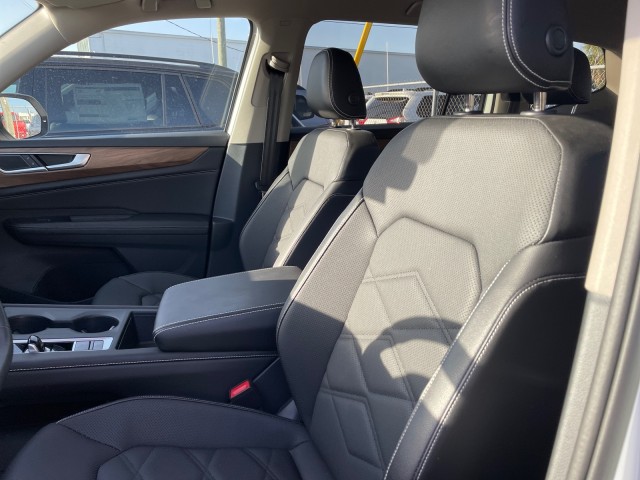 used 2024 Volkswagen Atlas car, priced at $34,995