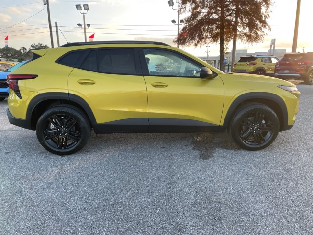 new 2025 Chevrolet Trax car, priced at $26,585