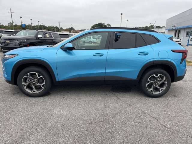 new 2025 Chevrolet Trax car, priced at $25,380