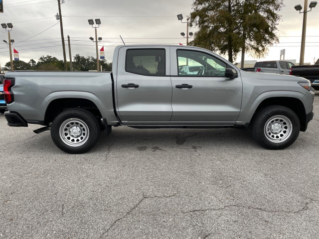 new 2024 Chevrolet Colorado car, priced at $33,635